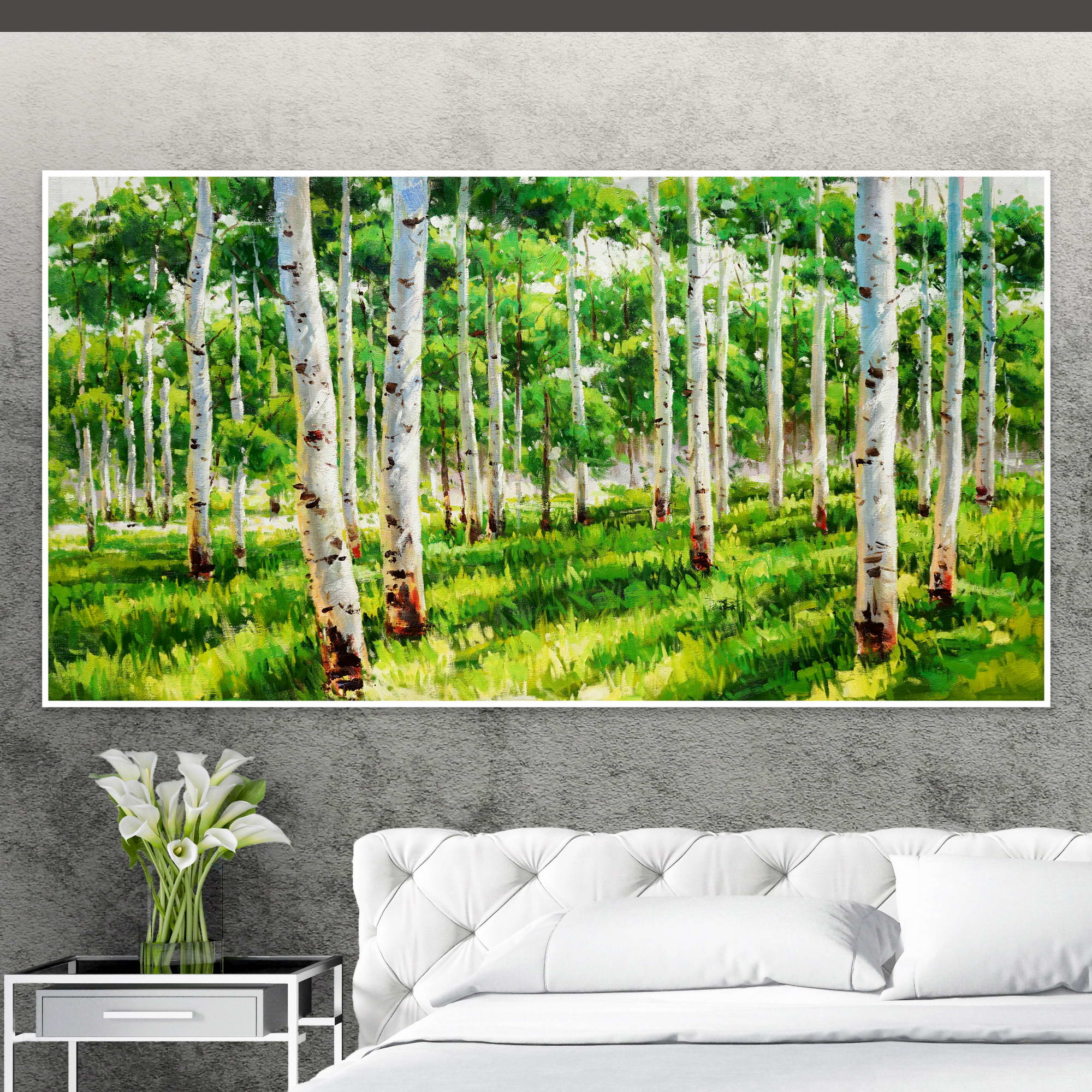 Quadro di una foresta di betulle con tronchi bianchi e fogliame verde