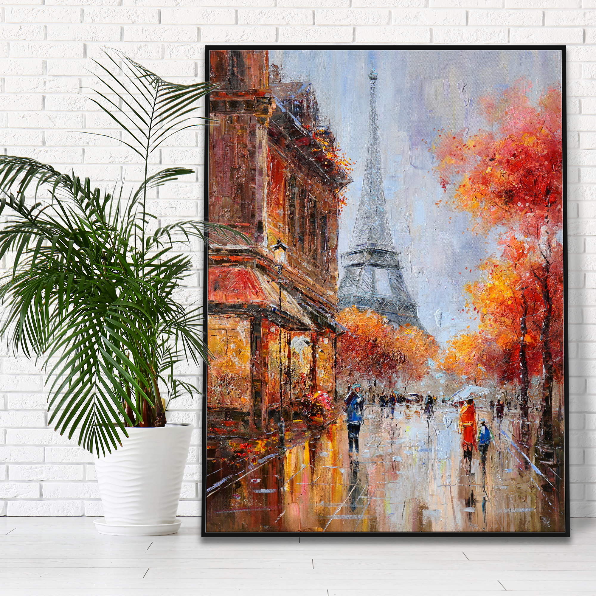 Dipinto di una strada di Parigi sotto la pioggia con persone a passeggio sotto la Torre Eiffel in autunno