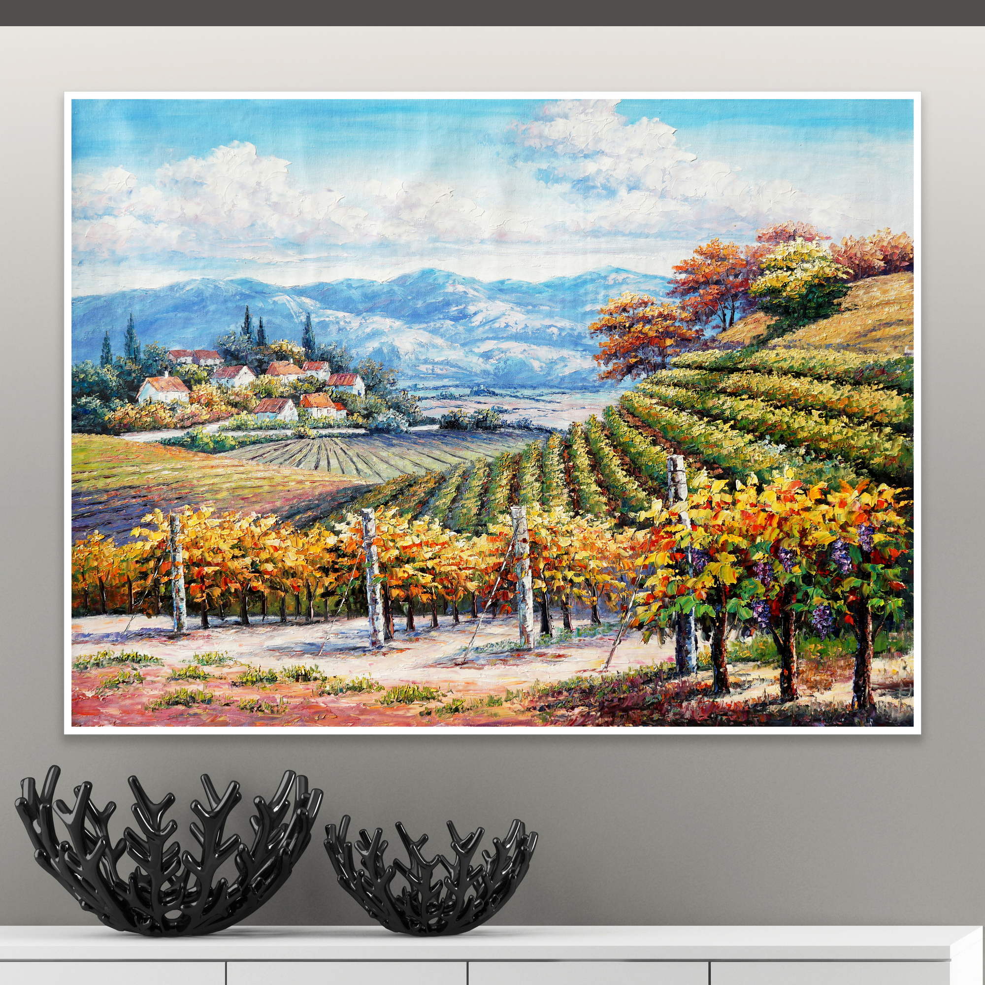 Dipinto di un paesaggio toscano con vigneti in autunno e montagne sullo sfondo