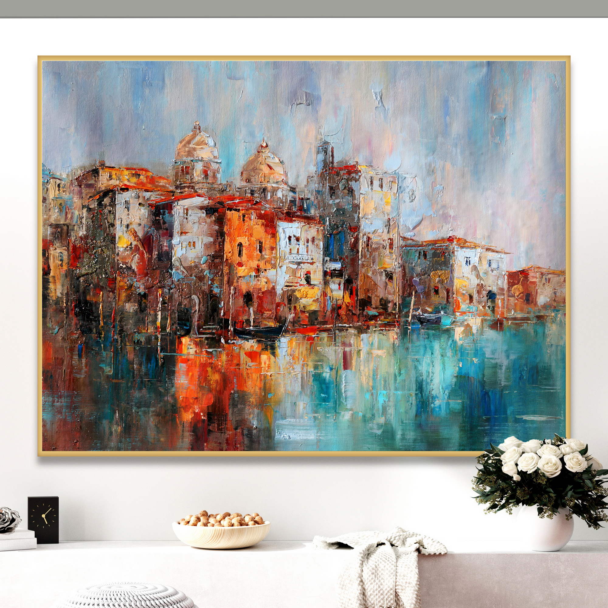Dipinto astratto di Venezia con edifici colorati e riflessi nell'acqua